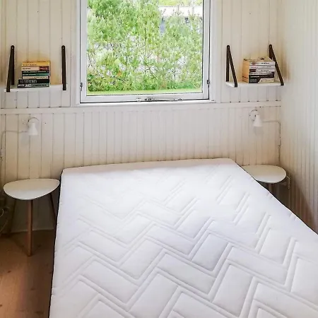 8 Person Holiday In בית נופש